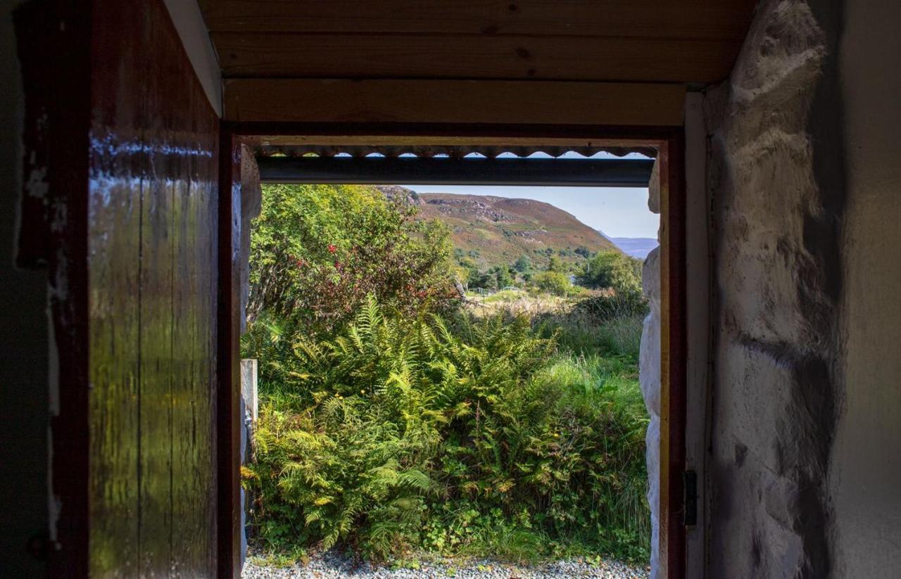 Half Of 12 Camustianavaig Villa Camastianavaig Exterior foto